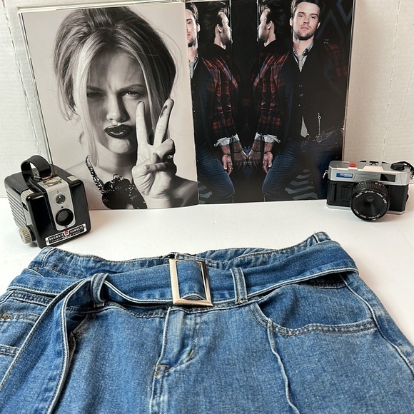 Dolls Kill Momokrom high waisted denim with frayed hem and silver buckle belt. - Picture 7 of 14